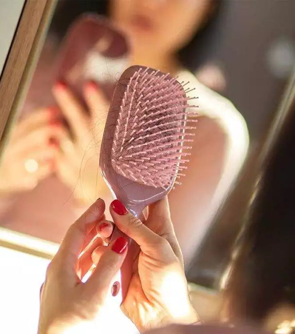 What's the Difference Between Shedding and Hair Loss?