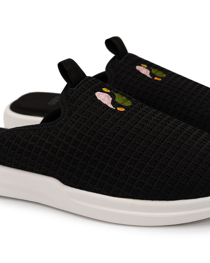 Jolie x Lusso Cloud: LIKE WALKING ON WATER Pelli Slide